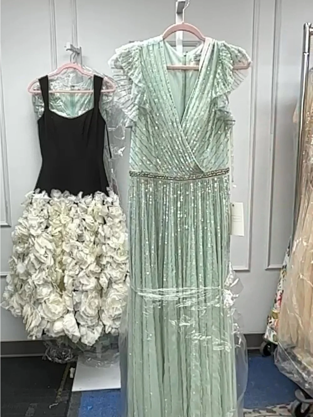 Mac Duggal mint green